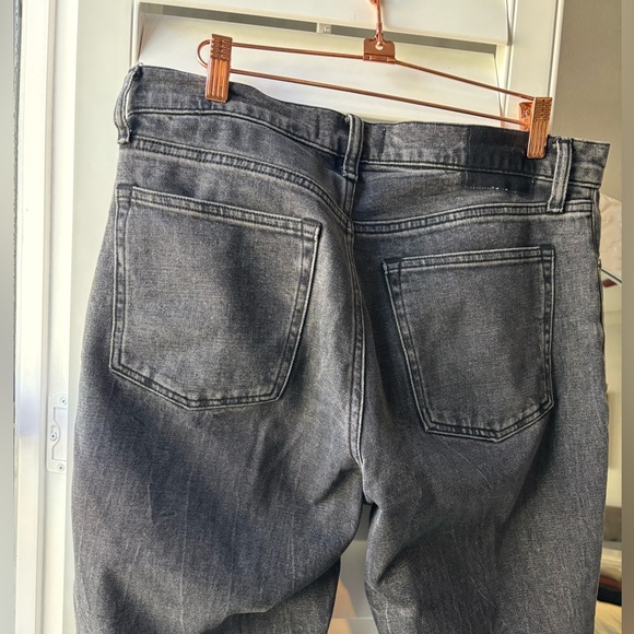 A&F High Rise Mom Jean - Picture 9 of 10